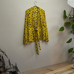 Yellow Leopard Femme Top